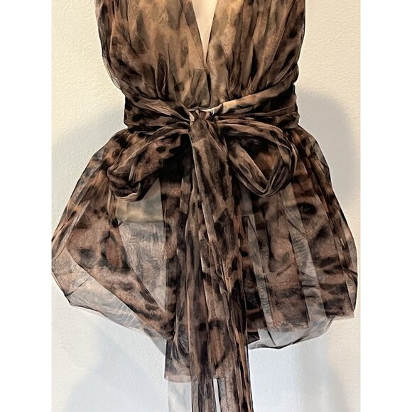 DONNEE PAR DIEU Animal Organza Sleeveless V-Neck Peplum Bow Tie Blouse Top - Picture 5 of 7